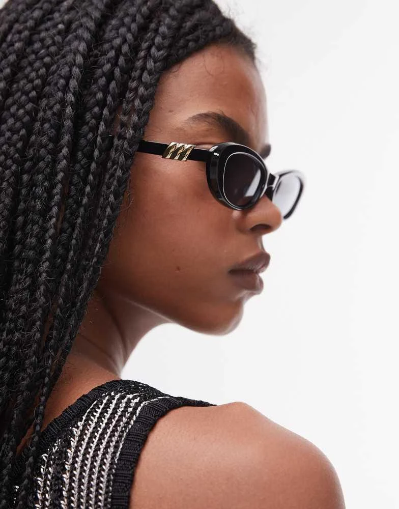 Le Spec The Whisperer Black Sunglasses The Whisperer Black Female Cat-Eye Sunglasses | Le Specs main image 4