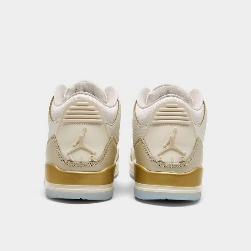 Jordan Womens Air Jordan Retro 3 Basketball Shoes 4