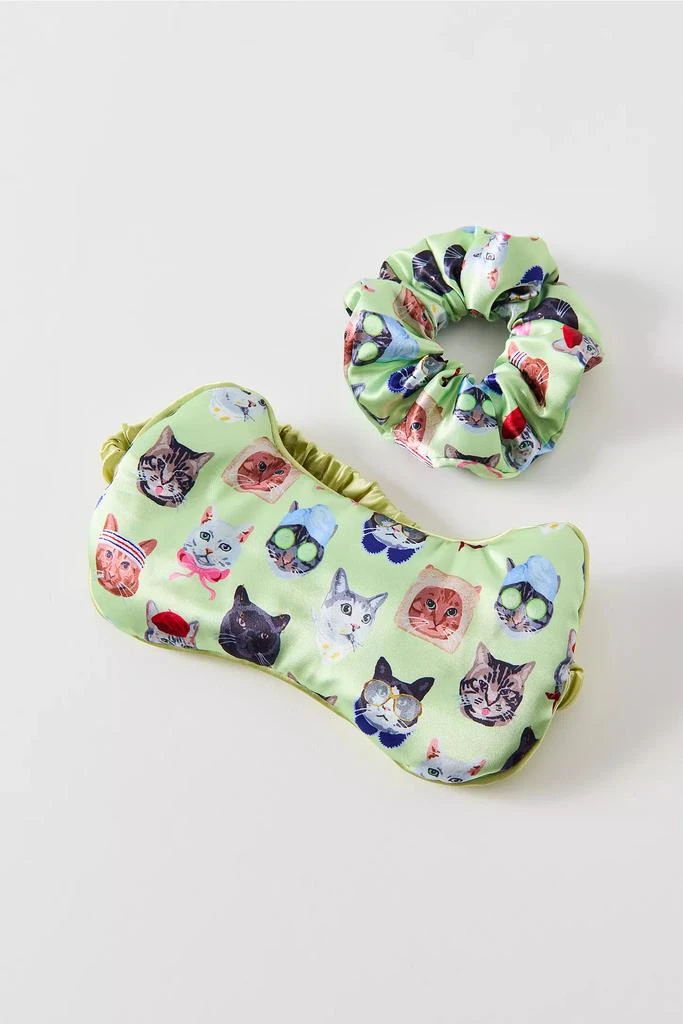 Urban Outfitters UO Puffy Satin Dreams Reversible Eye Mask 
Scrunchie Set