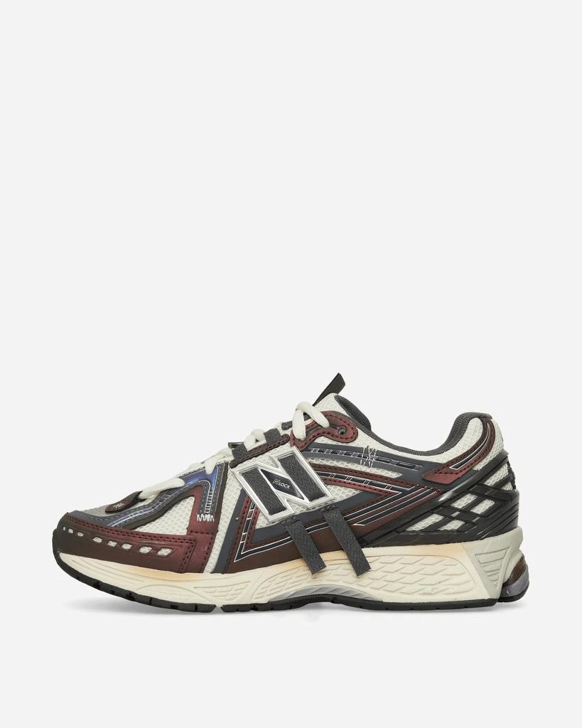 New Balance 1906A Sneakers Classic Crimson / Sea Salt / Black Cement 3