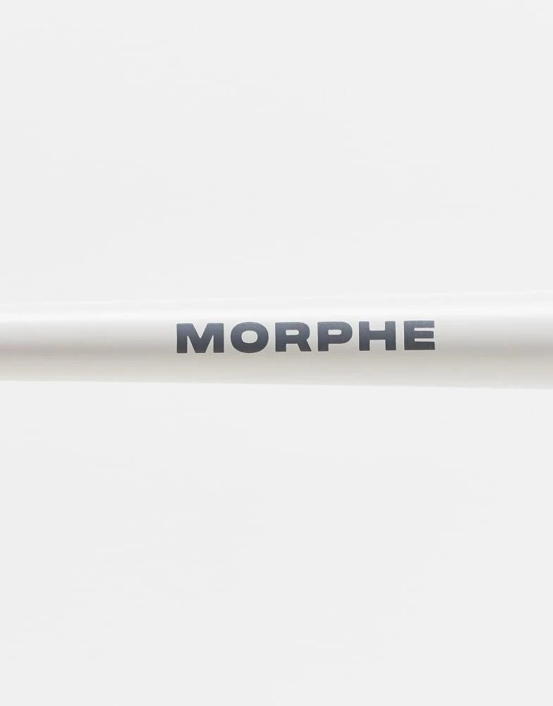 MORPHE Morphe M333 Large Rounded Blender Eyeshadow Brush 2