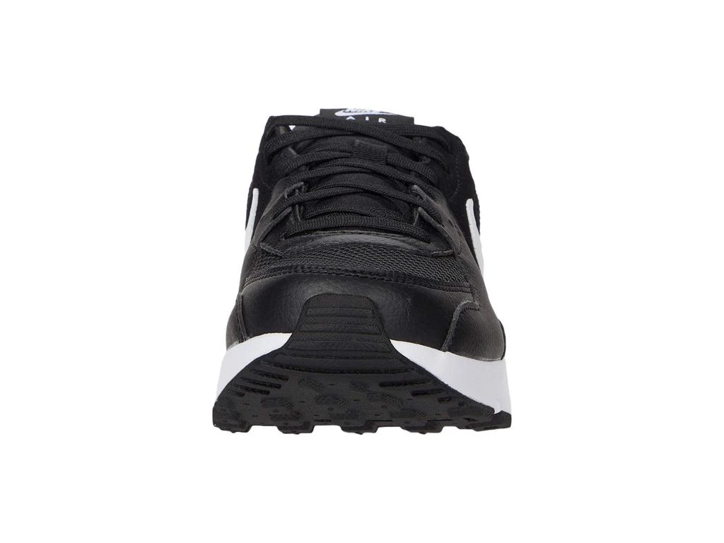 NIKE Air Max Excee 6