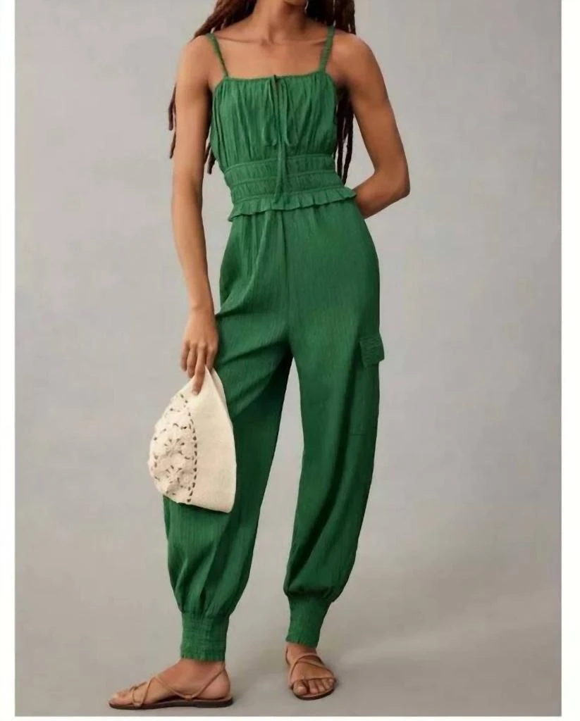 green emerald velvet dress Layne | En Saison Pleated Midi Dress