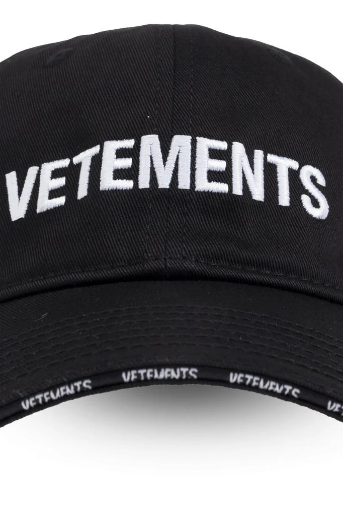 Vetements Vetements Logo Embroidered Curved Peak Cap 3