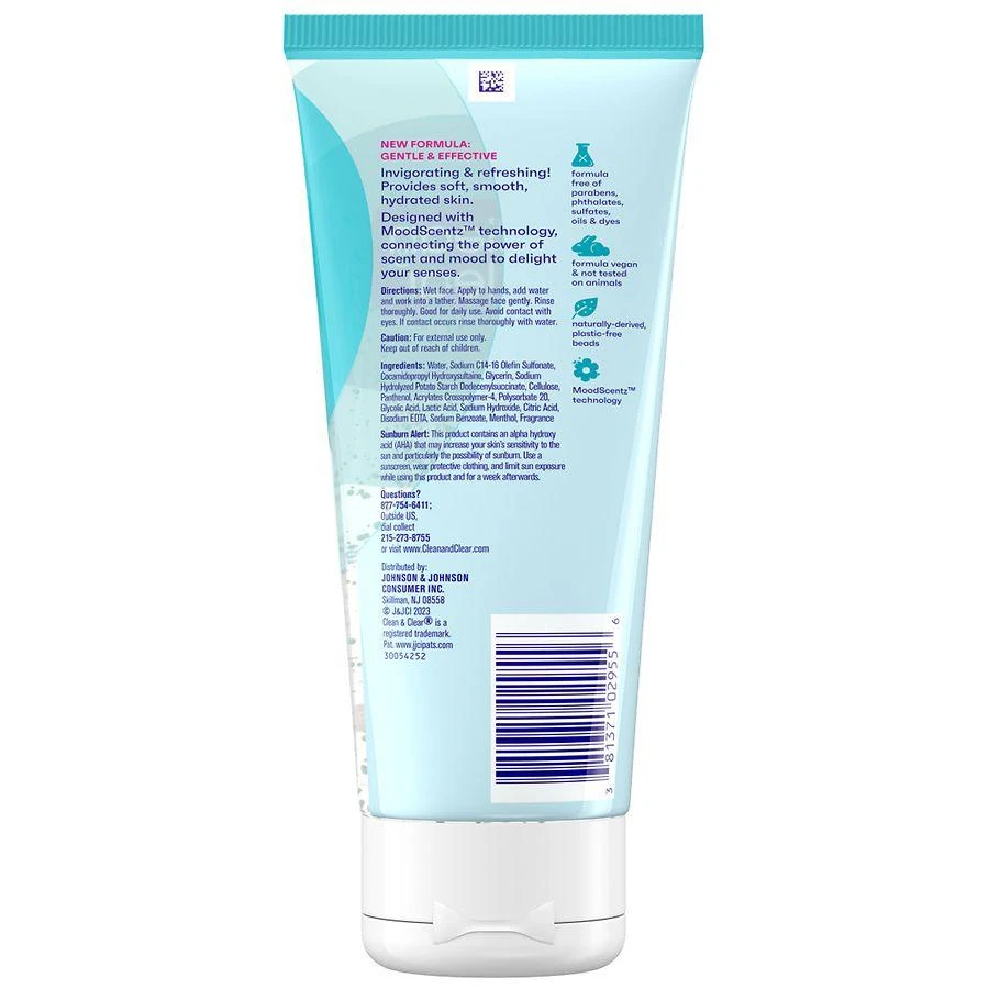 Clean & Clear Oil-Free Exfoliating Facial Scrub 3