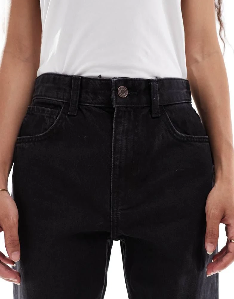 Bershka Bershka Petite high waisted 90s wide leg jeans in black 5