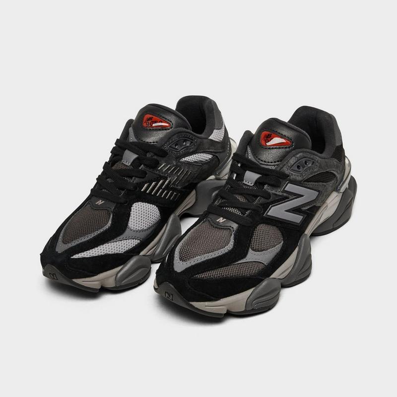 New Balance Women's New Balance 9060 Casual Shoes - Sneakers