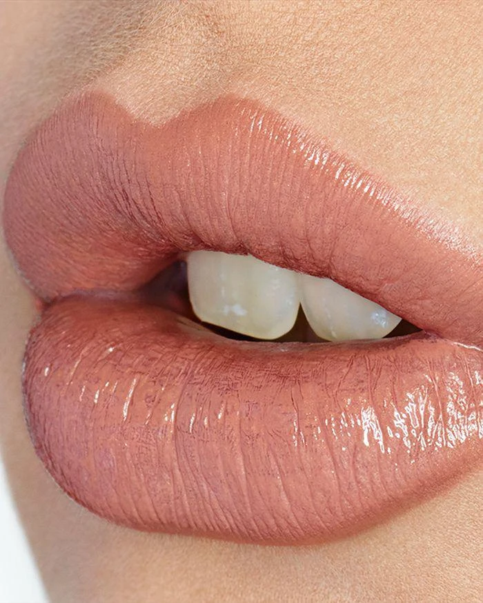 Charlotte Tilbury K.I.S.S.I.N.G Fallen from the Lipstick Tree 2