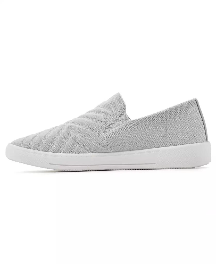 White Mountain Women's Until Slip On Sneakers 6