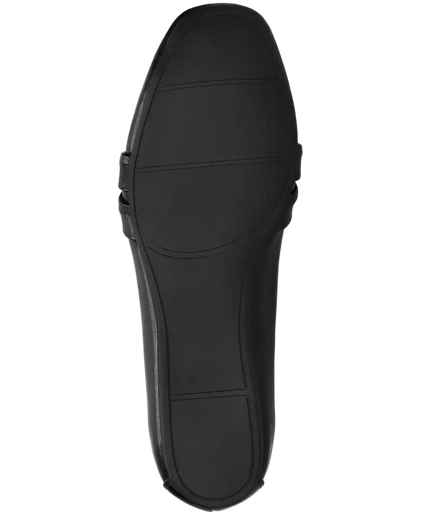 Easy Street Women's Betty Square Toe Flats 5