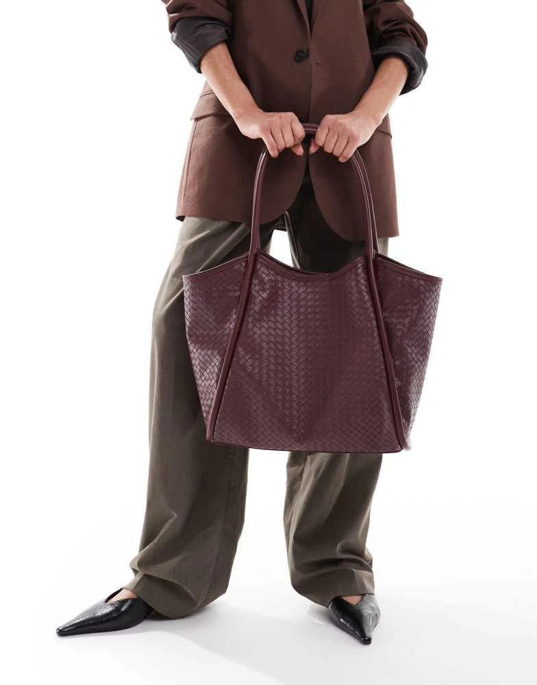 ASOS ASOS DESIGN weave tubular tote bag in burgundy 2