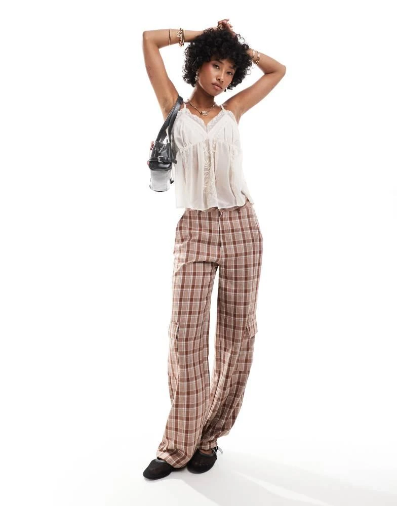 Daisy Street Daisy Street wide leg cargo trousers with detachable chain in monochrome check 1
