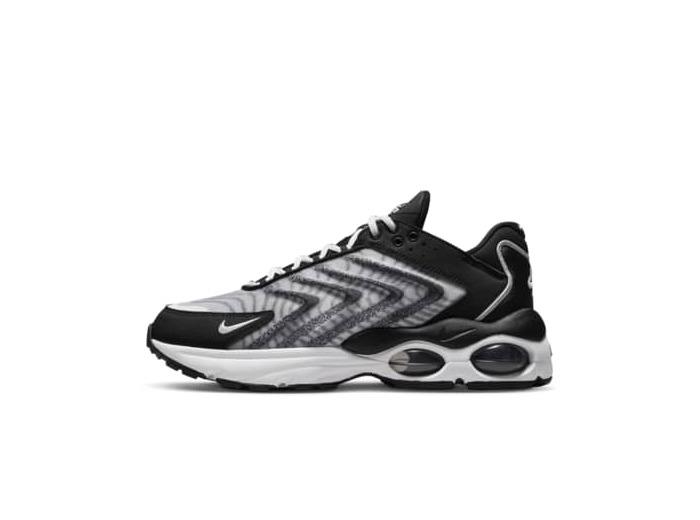 NIKE AIR MAX TW