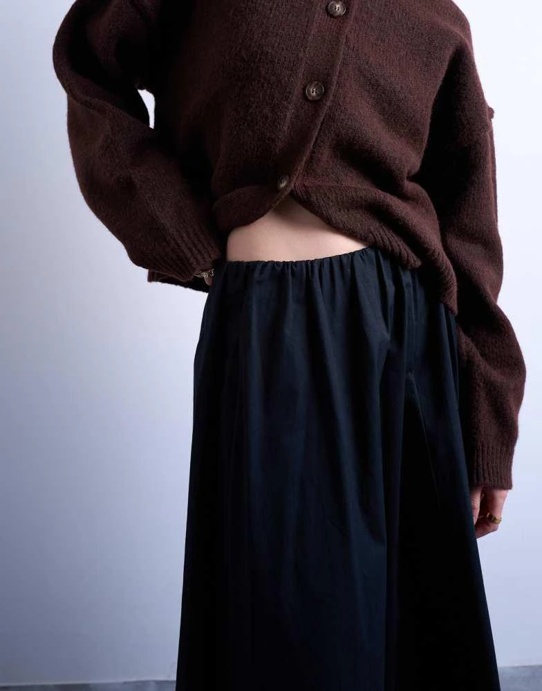 Topshop Topshop heavy twill full hem midi skirt in black 4