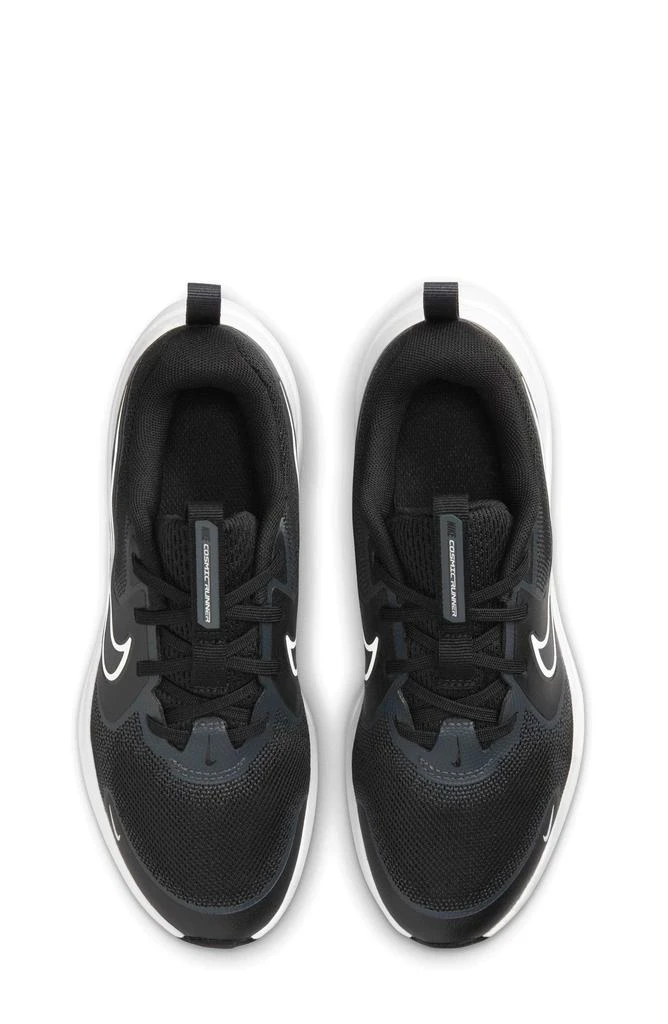 NIKE Cosmic Runner Running Shoe 3
