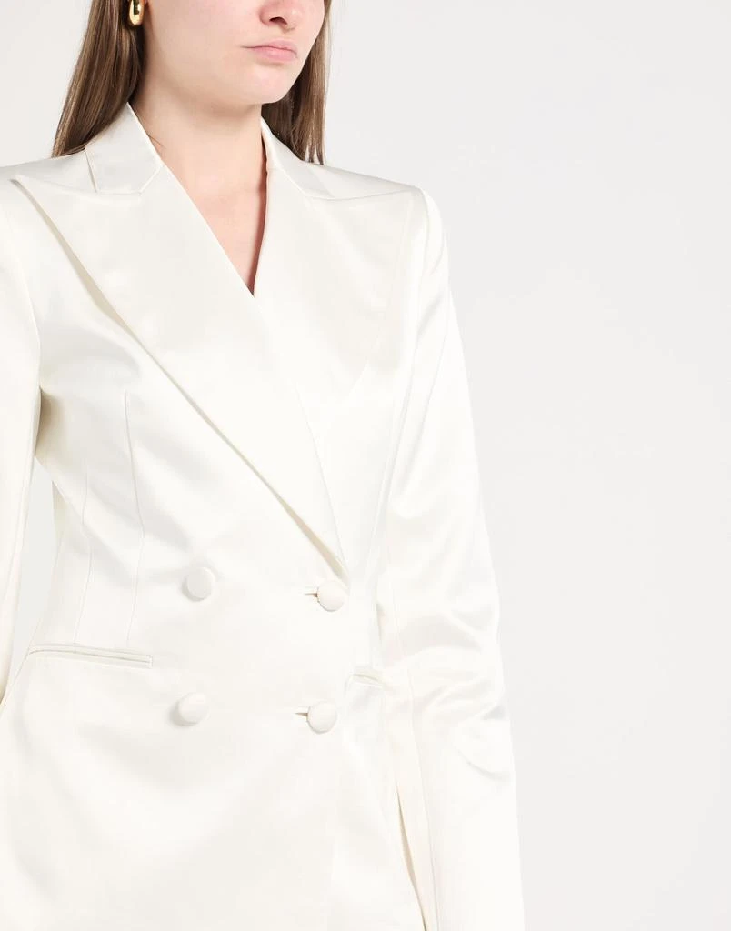 LaQuan Smith Blazer 4