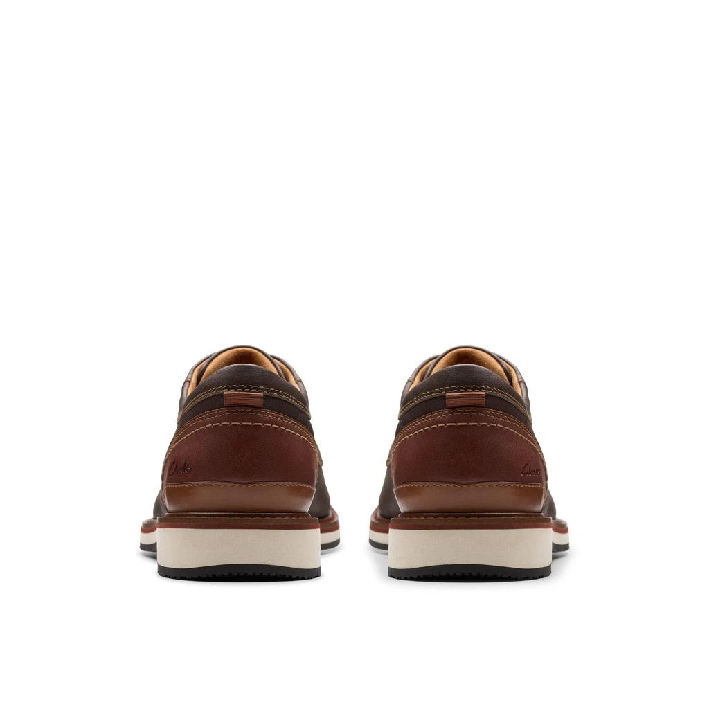 Clarks Monahan Plain in Brown Leather 4