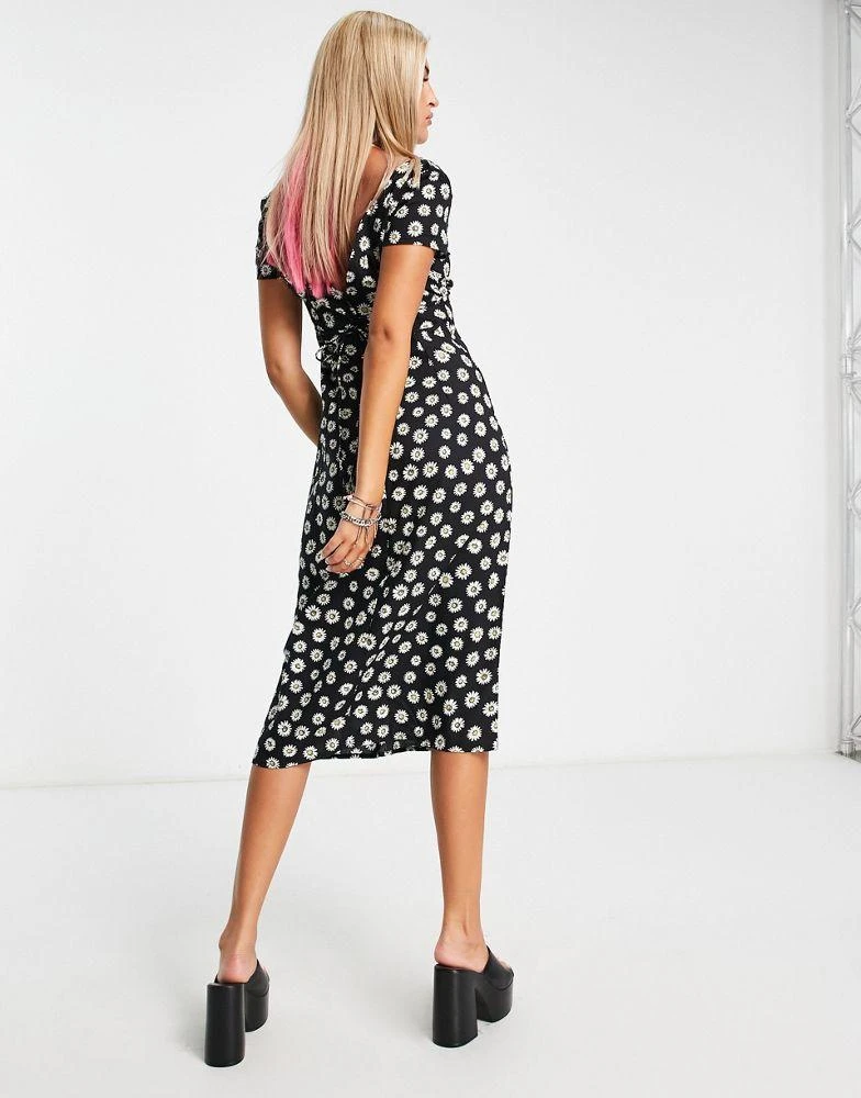 Motel Motel short sleeve grunge daisy print midi dress in black 2