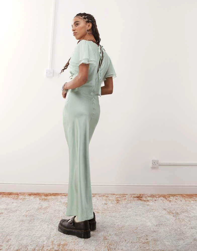 Reclaimed Vintage maxi tea dress with keyhole and contrast lace in mint  green  On Sale Now with Up to 71% Off | Discover Exclusive Deals & Savings  at BeyondStyle  Authentic