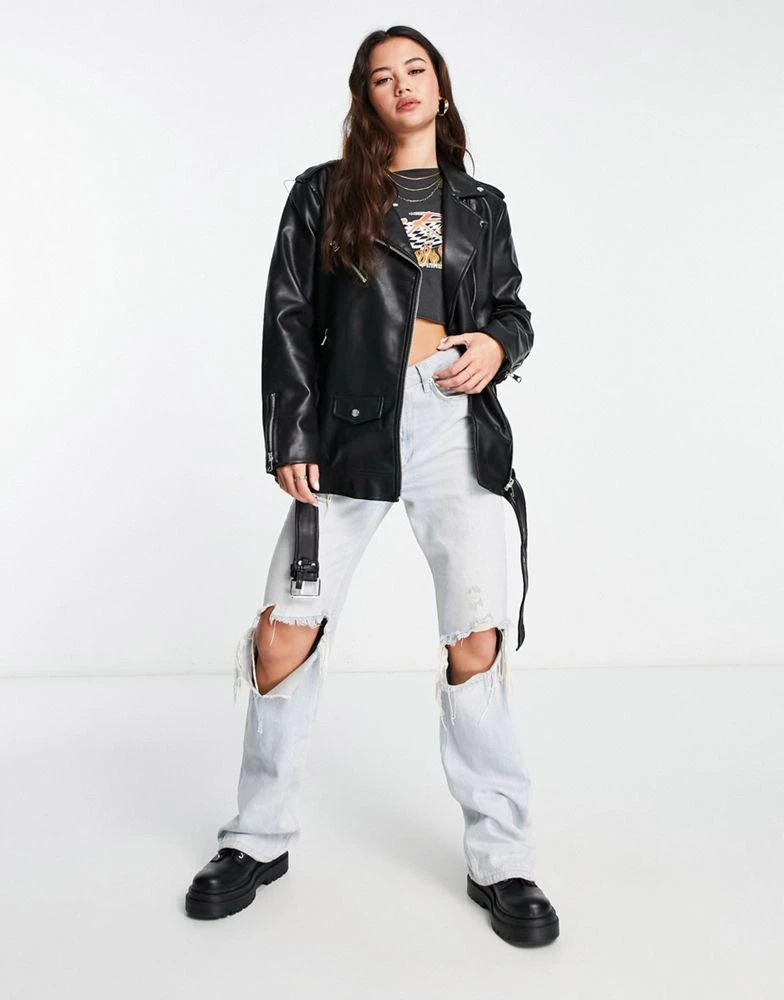 Stradivarius Stradivarius oversized faux leather biker jacket in black 3