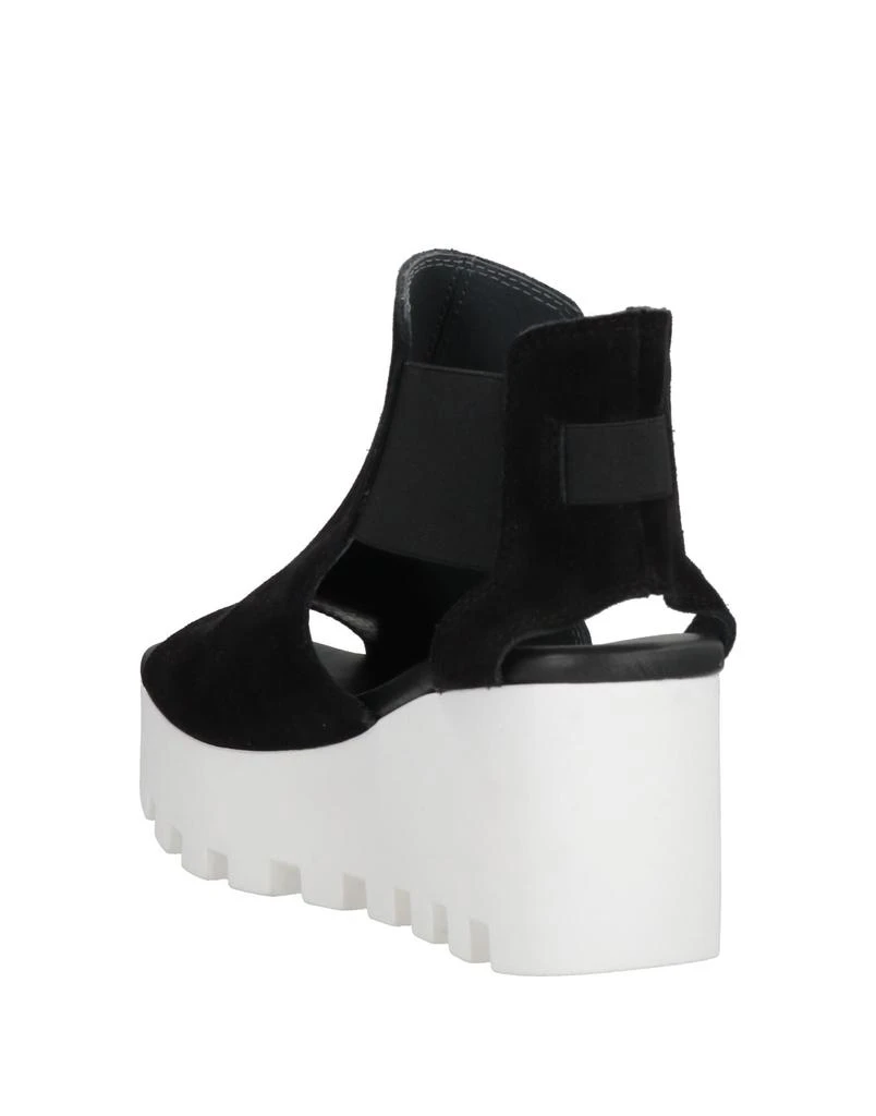 UNLACE FOOTWEAR 3