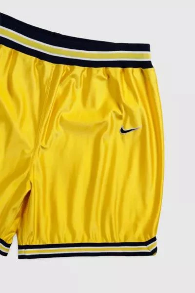 NIKE Vintage Michigan Wolverines Nike Basketball Shorts 2