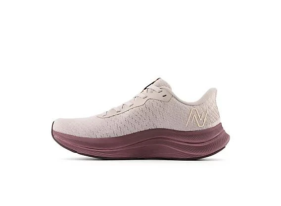 New Balance FuelCell Propel v4 3
