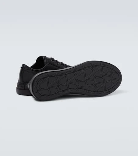 Valentino Low-top sneakers 7