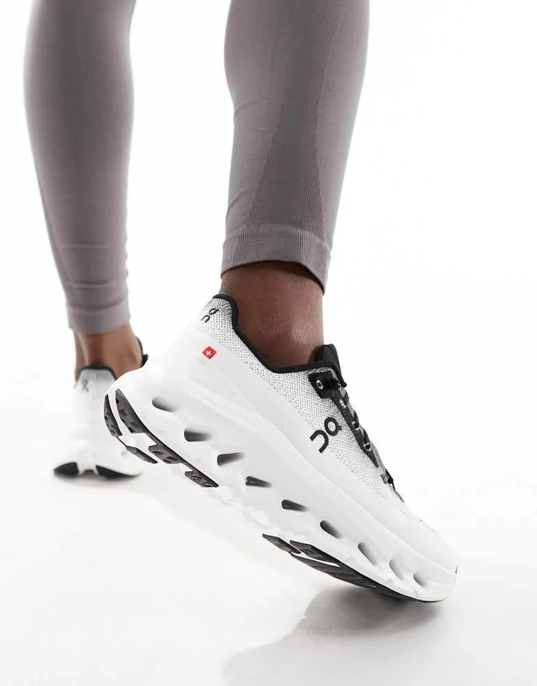 On ON Cloudtilt all day trainers in white and black 5