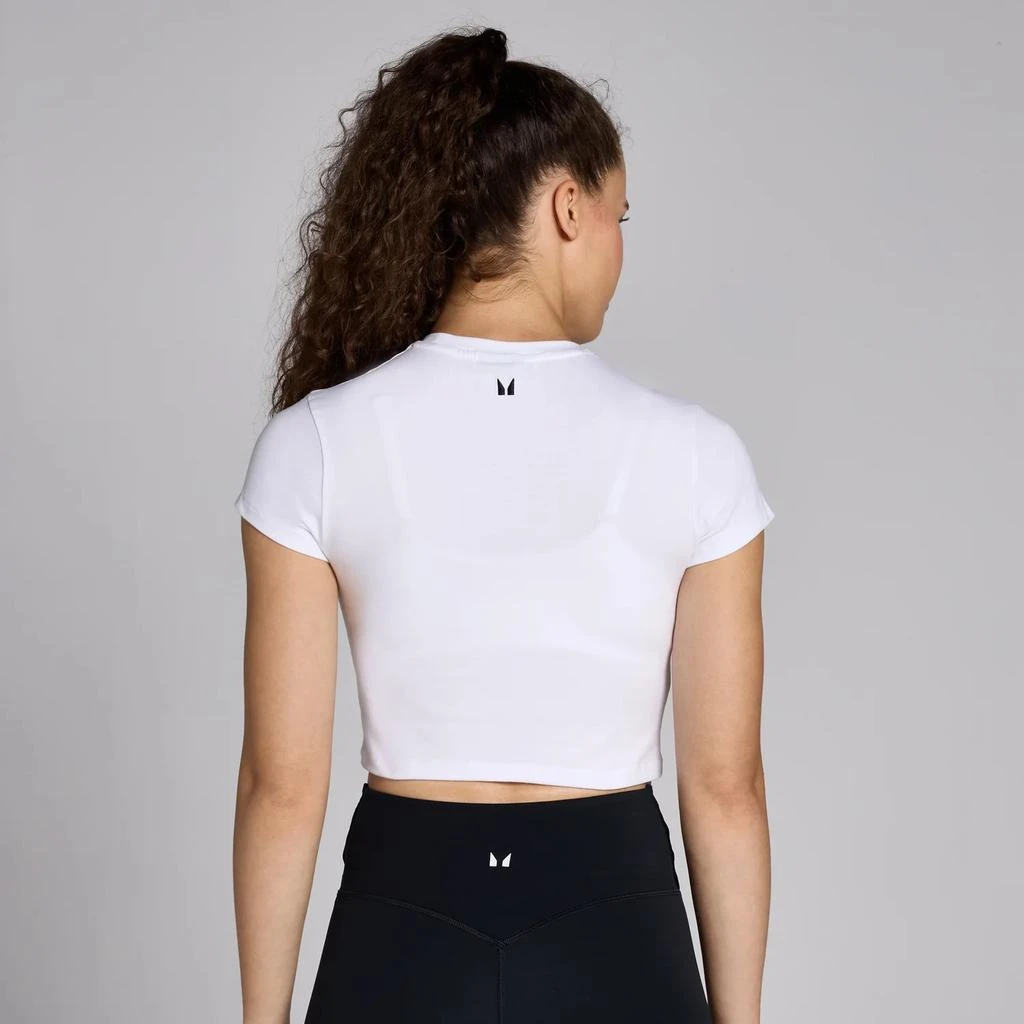 Myprotein MP Women's Basics Body Fit Short Sleeve Crop T 2