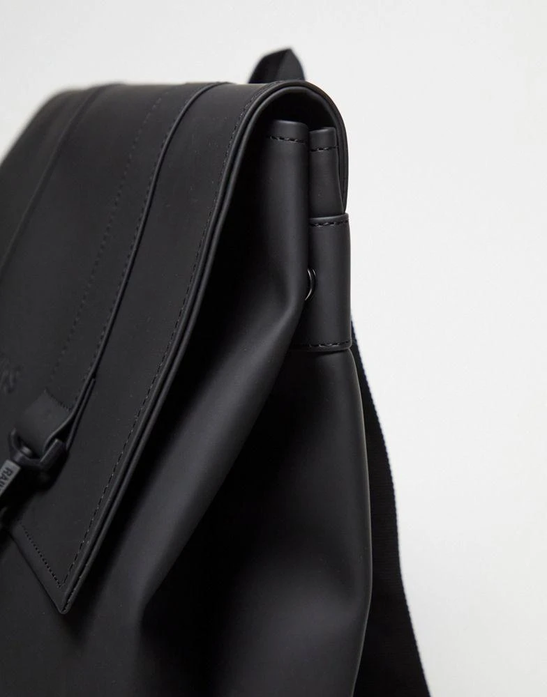 RAINS Rains 13300 MSN unisex waterproof large backpack in black 3
