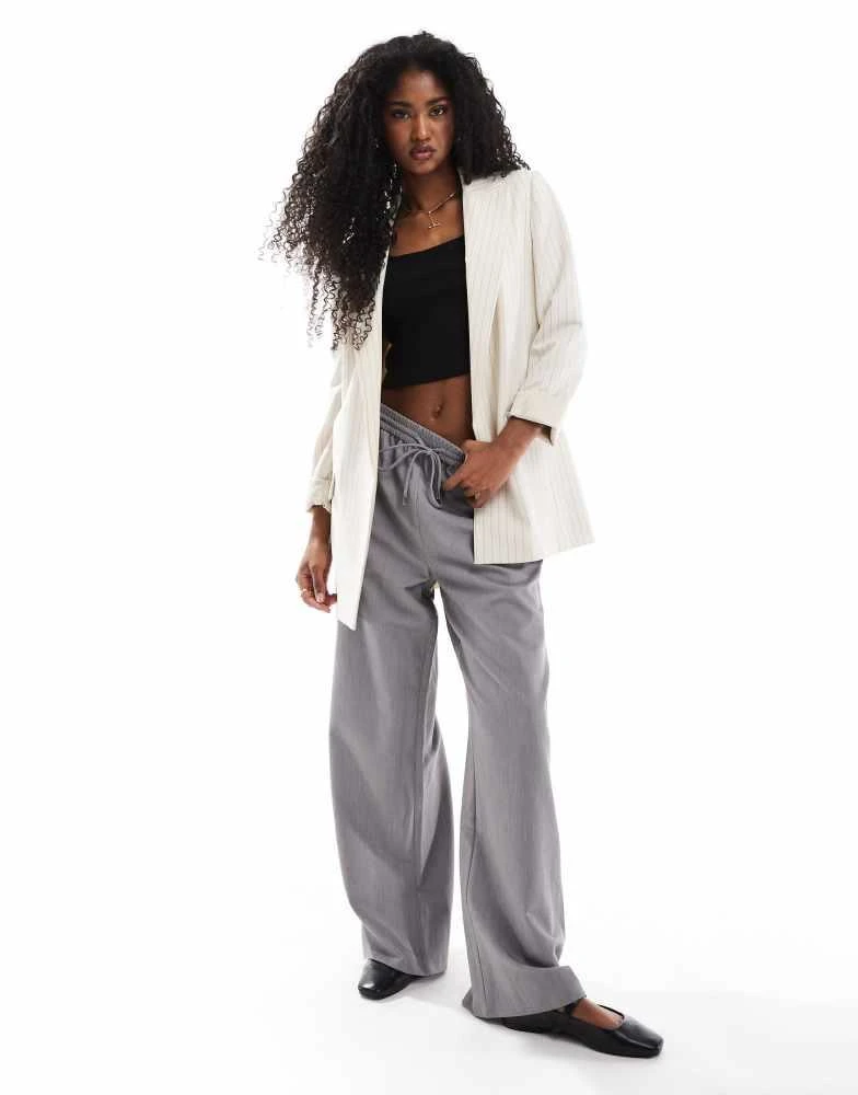 Stradivarius Stradivarius blazer in beige pinstripe 2