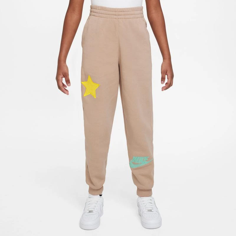 NIKE Nike NSW Club Patch Fleece Joggers - Boys' Grade School 1