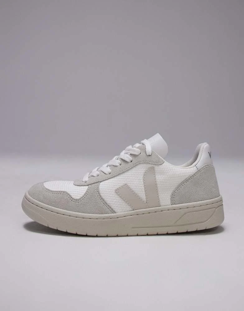 Veja VEJA V-10 suede trainer in white natural pierre b mesh 2