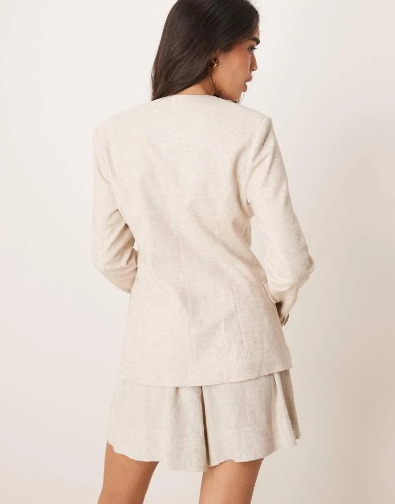 Abercrombie & Fitch Abercrombie & Fitch collarless nipped linen blazer in oatmeal 3