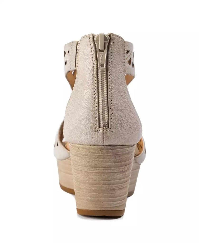 Baretraps Women's Miriam Wedge Sandals 4