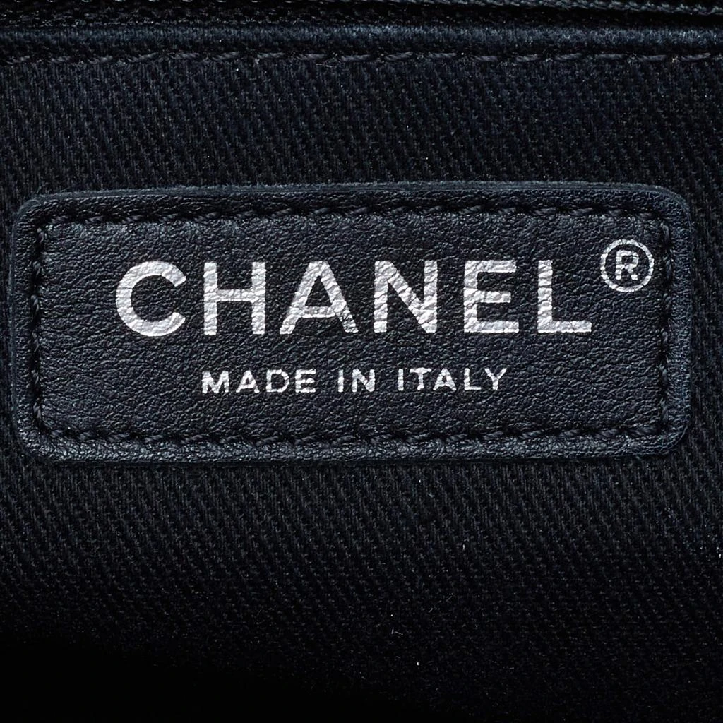 Chanel Chanel Grey Quilted Glazed Leather Small CC Delivery Bag 10