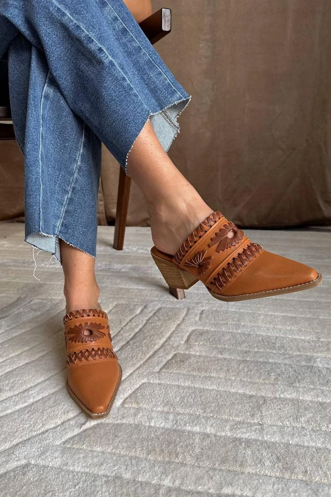 BEAST FASHION Beast Fashion - Women's Tessa Southwestern Mule 2