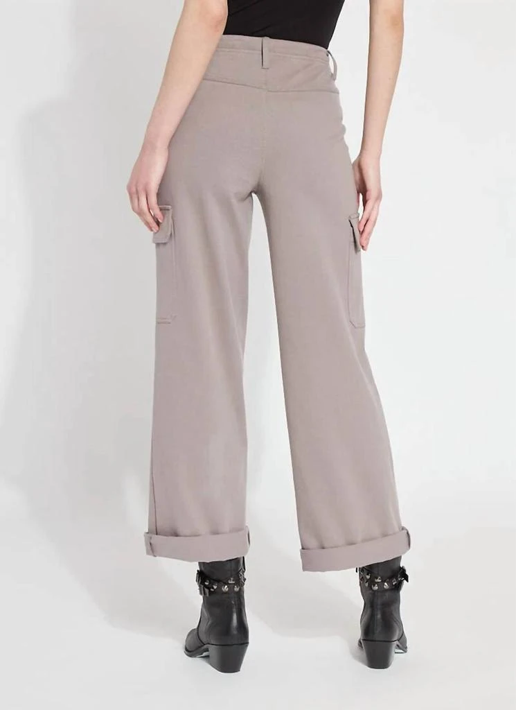 Lyssé Scout Cuffed Cargo Jeans In Ash 2
