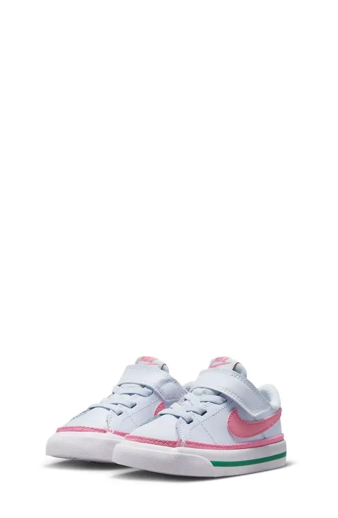NIKE Court Legacy Sneaker