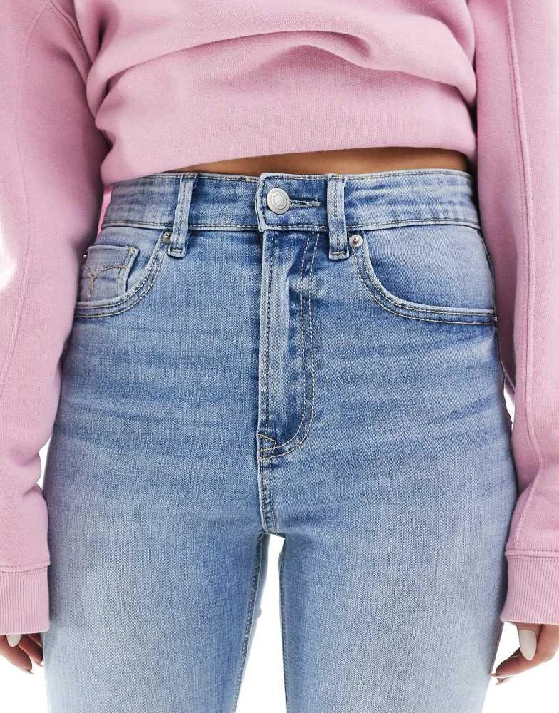 Stradivarius Stradivarius D74 flare slit jean in medium wash 5