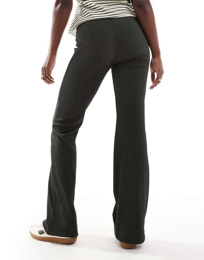 ONLY ONLY Sally high waist ribbed flared trousers in dark khaki 5