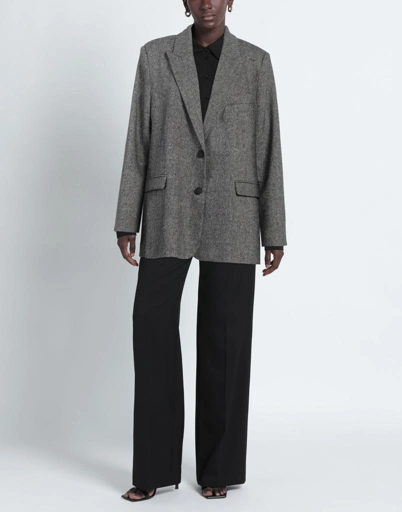 ATTIC AND BARN Blazer 2