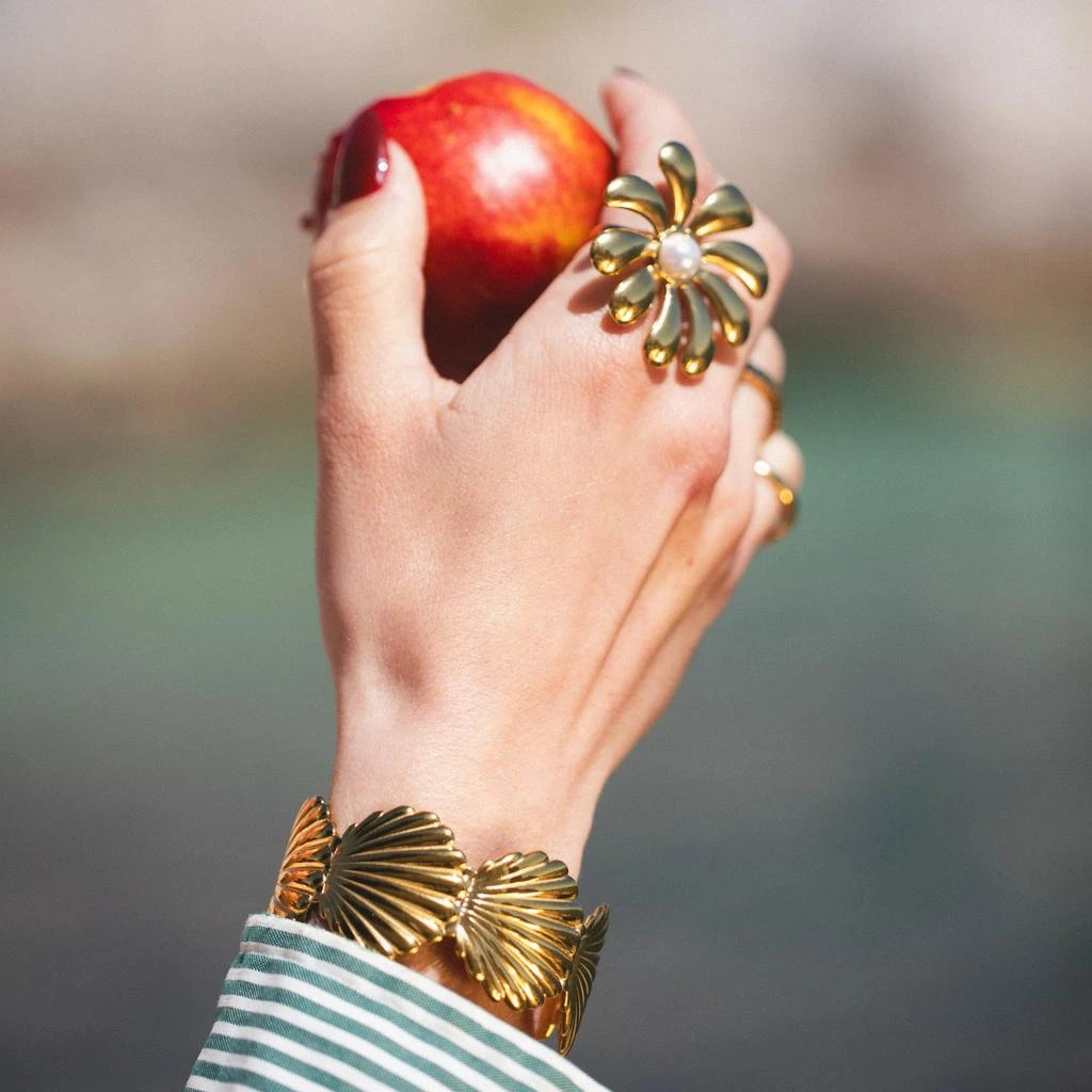 Too Romantic Jewelry Manchette Coquillages 6