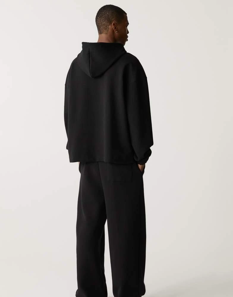 Pull&Bear Pull&Bear wide leg tailored trousers in black 2