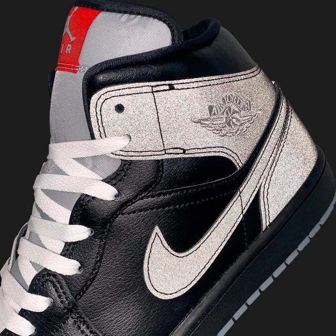 Jordan Men's Air Jordan Retro 1 Mid SE Casual Shoes 5