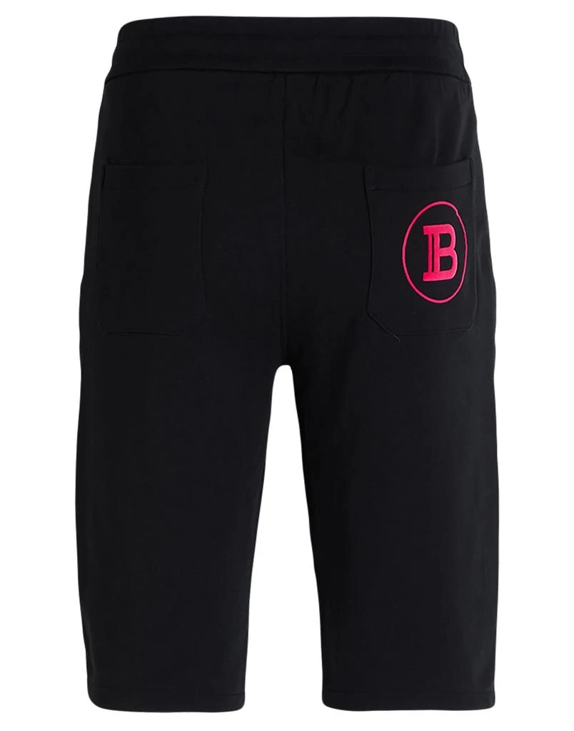 Balmain Shorts
Bermuda 2