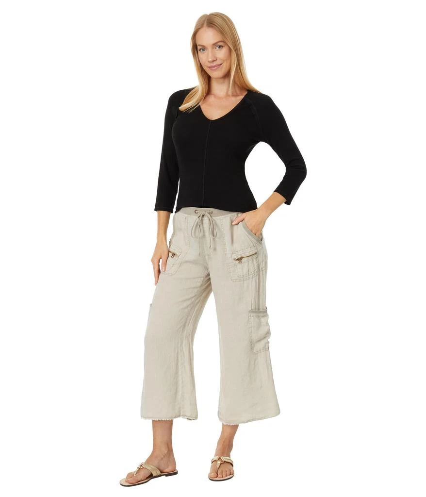 XCVI Bran V-Neck 4