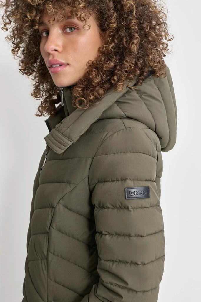 DKNY Packable Vestie Walker 5