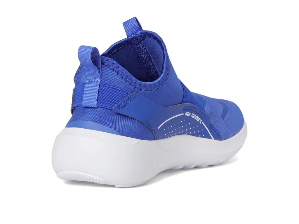 NIKE Flex Runner 4 (Little Kid) 5